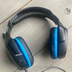 NWOT Black and Blue Over-Ear Headphones